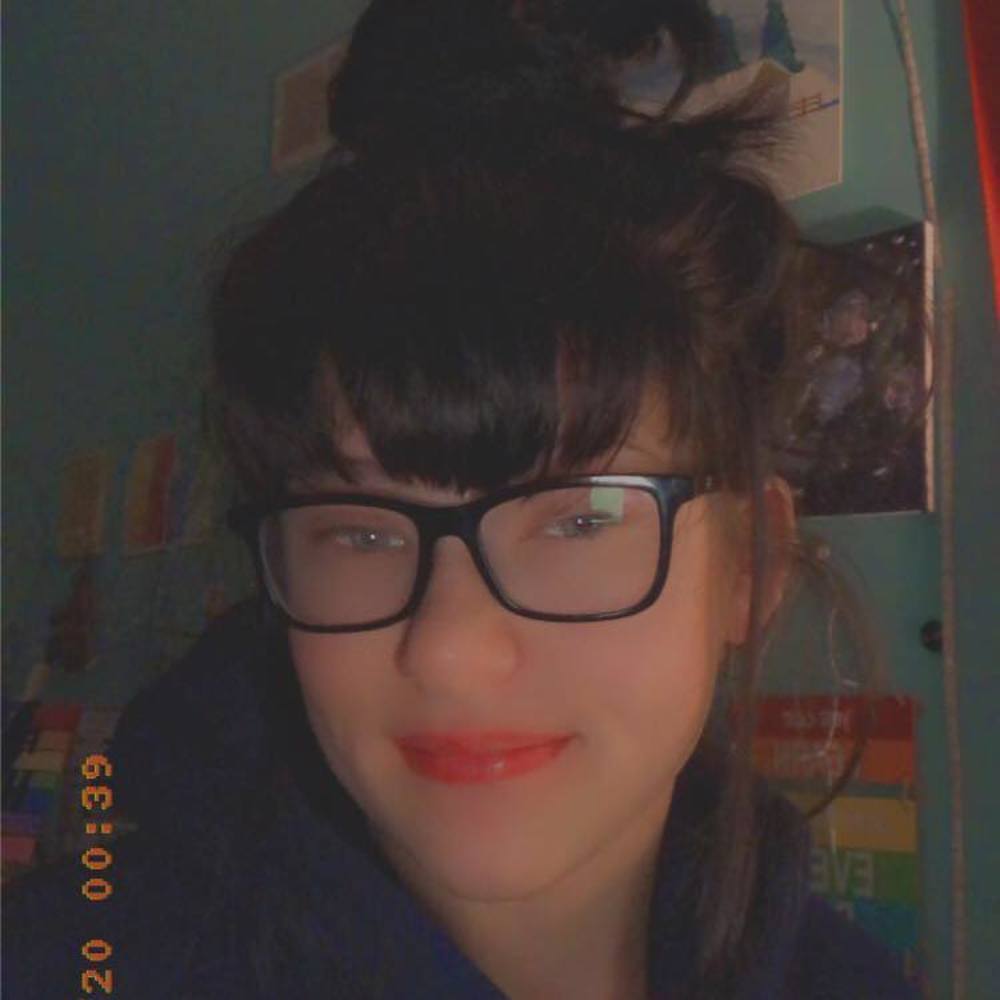 Meet your Posher, Julia